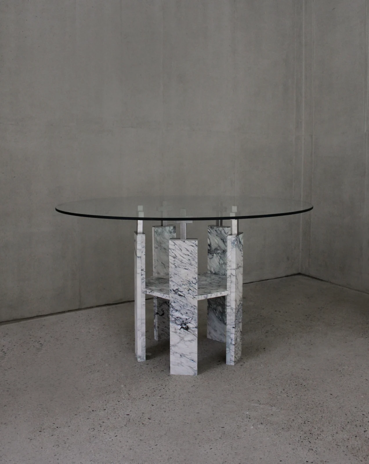 Sanctus Table — 1
