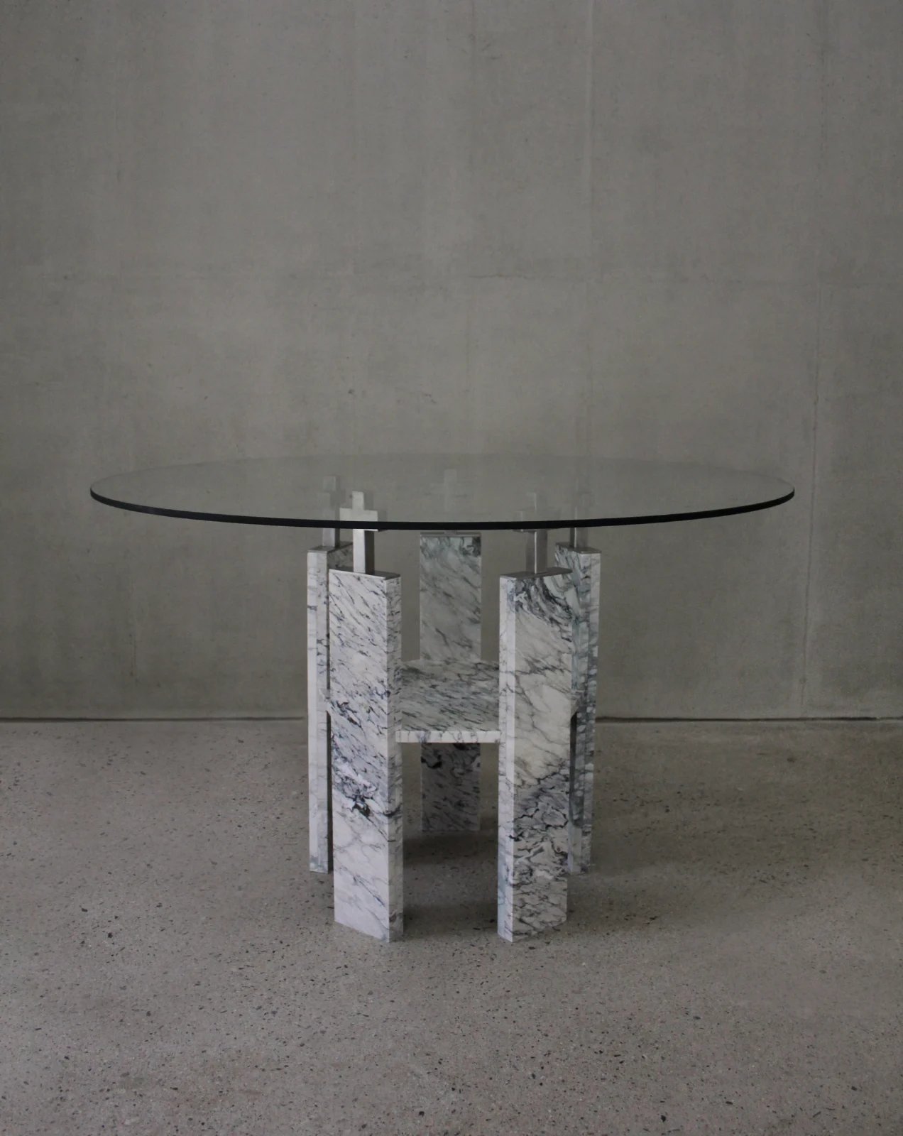 Sanctus Table — 2