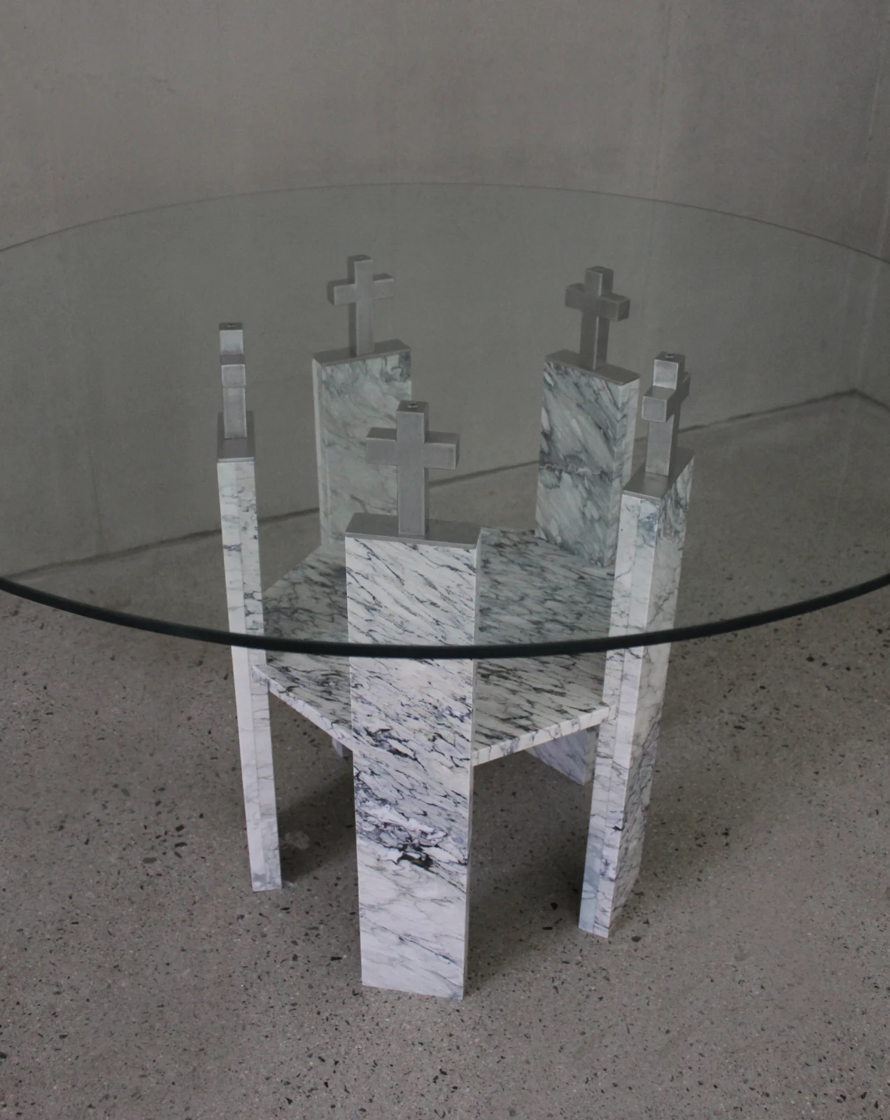 Sanctus Table — 3