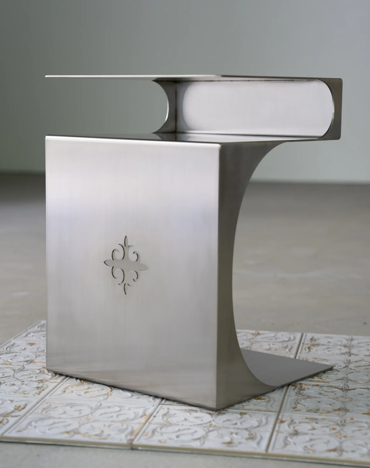 Undress House - Stainless Steel Side Table — 2