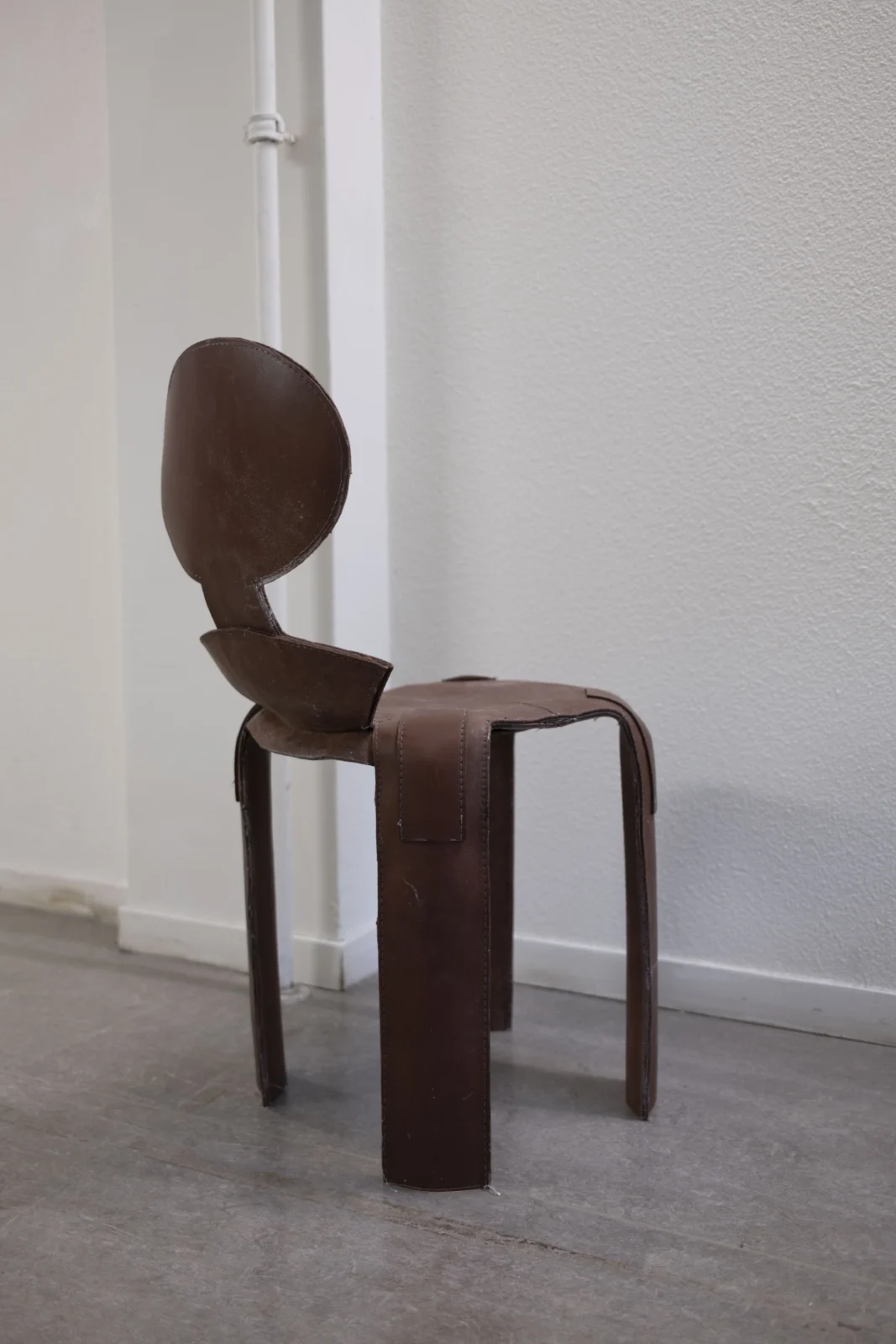 Hartleder - Sustainable Cowhide Chair — 4