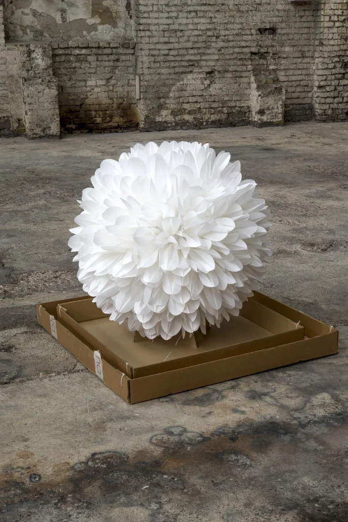 Blossom Pendant Lamp in Washi Paper — 3