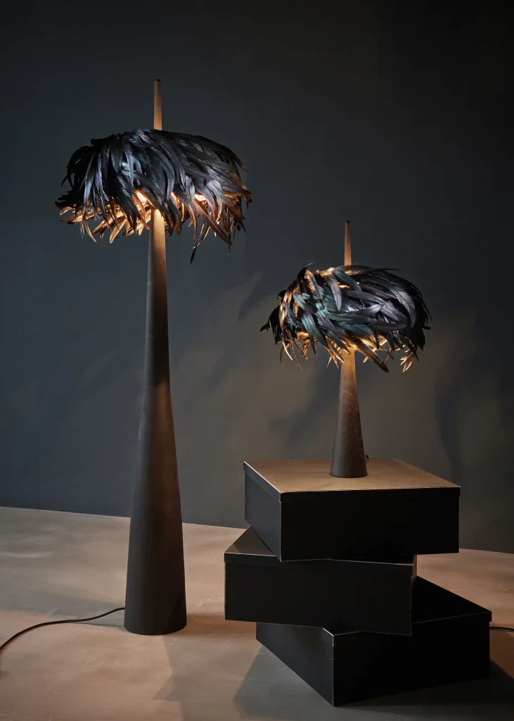 Luna Crescente Floor Lamp in Feathers and Oak Wood — 2