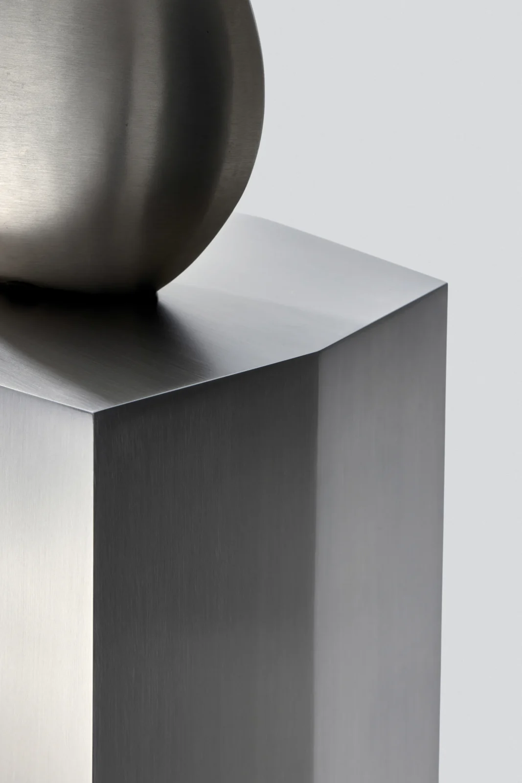 Ame Ii - Steel Pedestal — 3