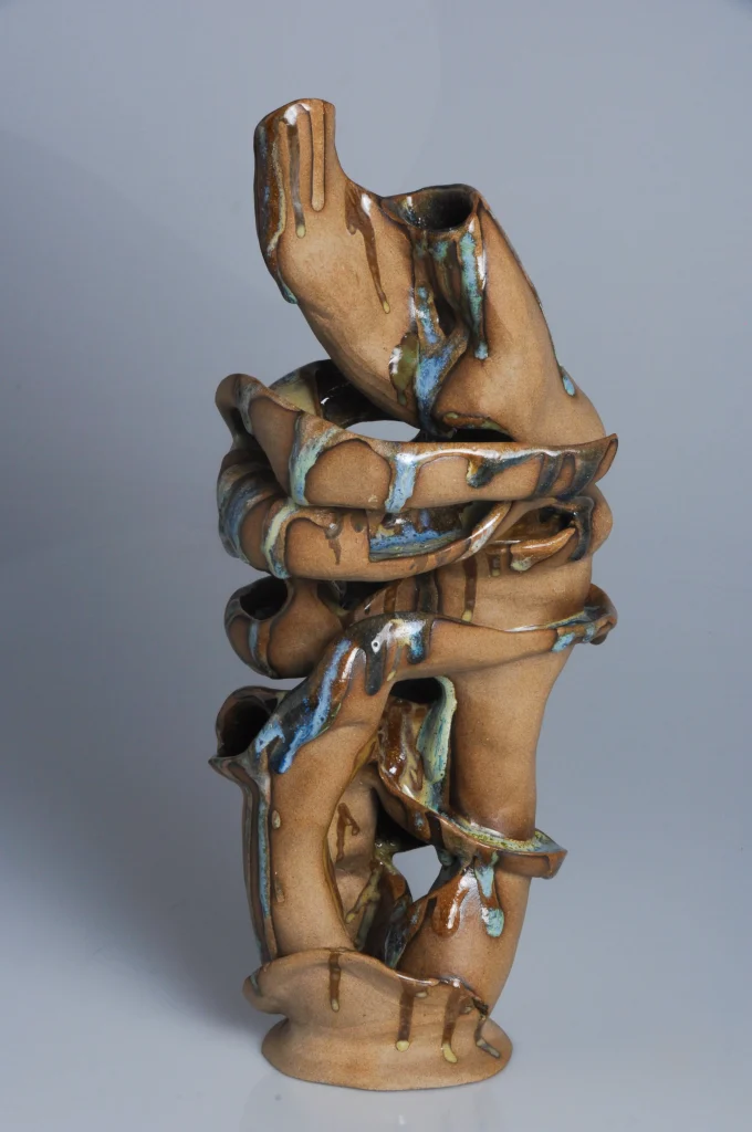 Atravesar - Stoneware Collectible Sculpture — 5