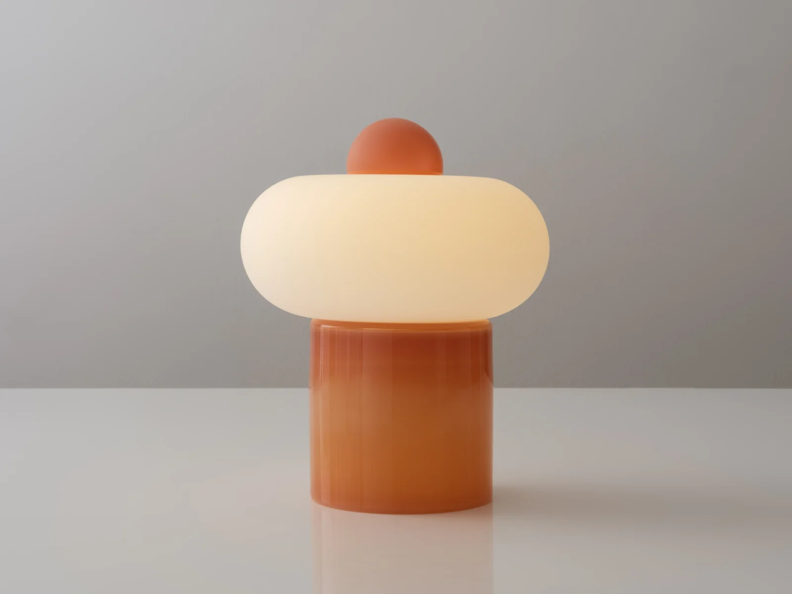 Capsula 04 Table Lamp in Blown Glass — 2