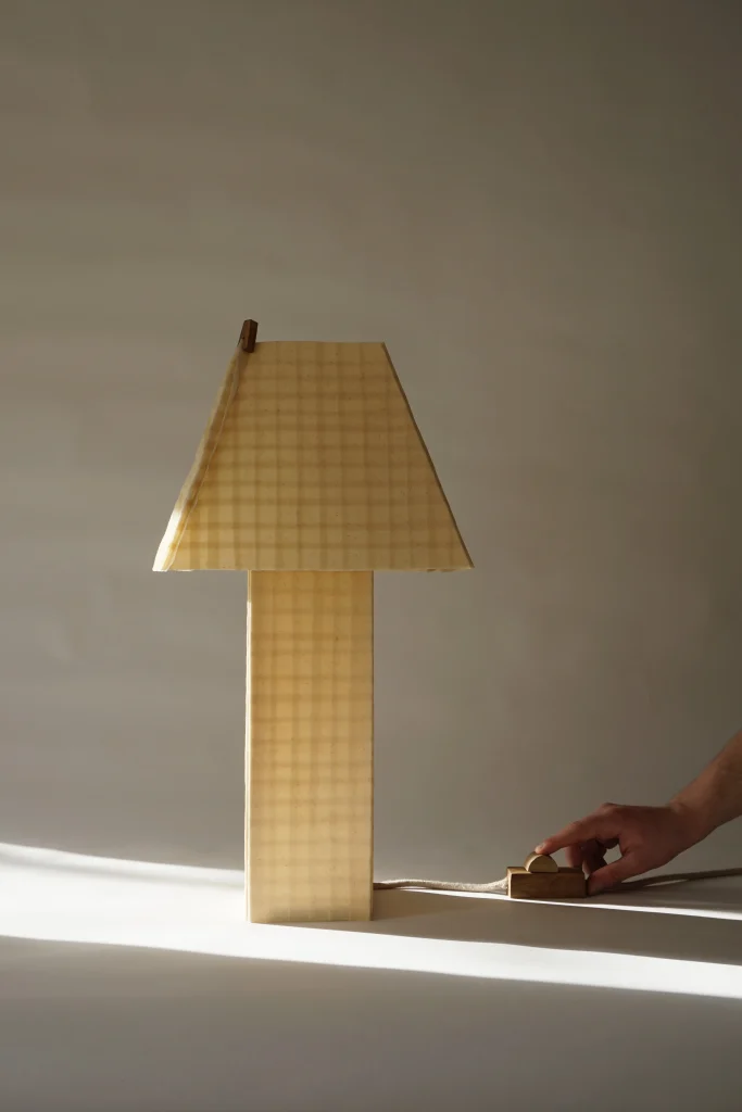 Grid Table Lamp In Cotton And Resin — 2