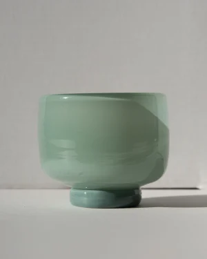 Chawan – Mass-tinted Hand-blown Glass Matcha Bowl