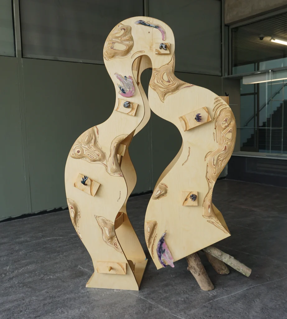 The Cabinet In Love — 3