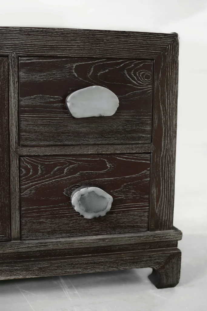 Ore Knobs — 12