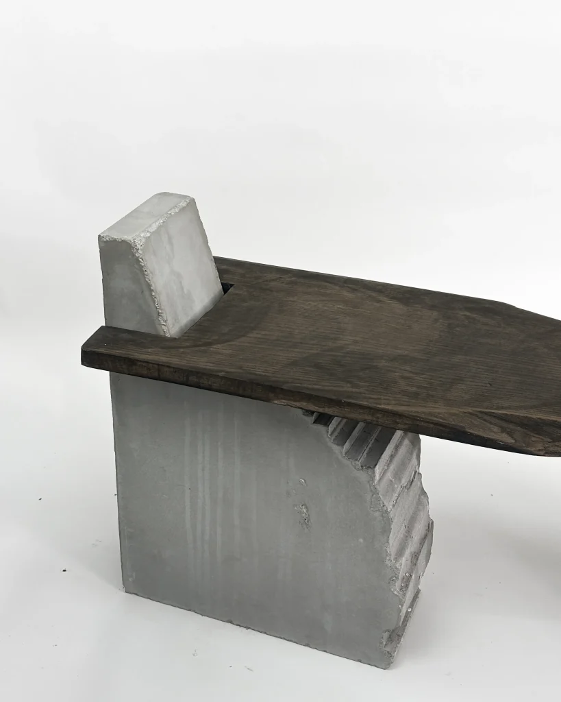[fragment] Antique Wood And Concrete Bench — 3