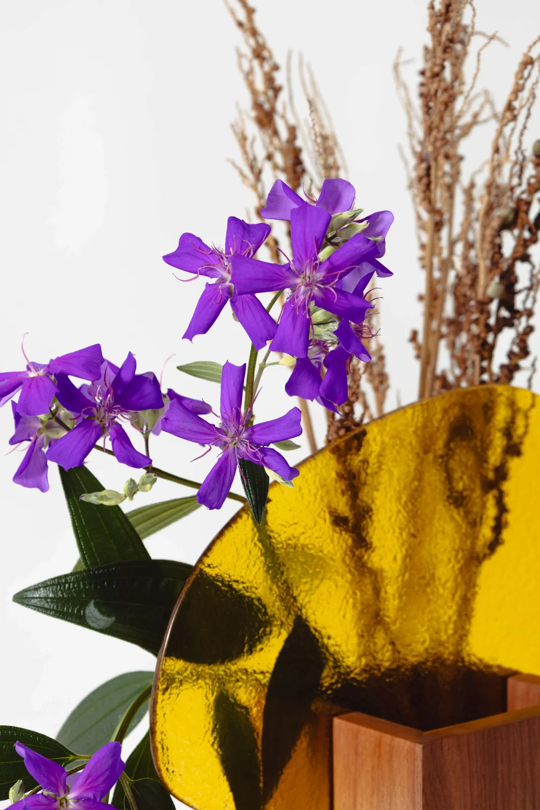 Permeio Vase - Medium — 10