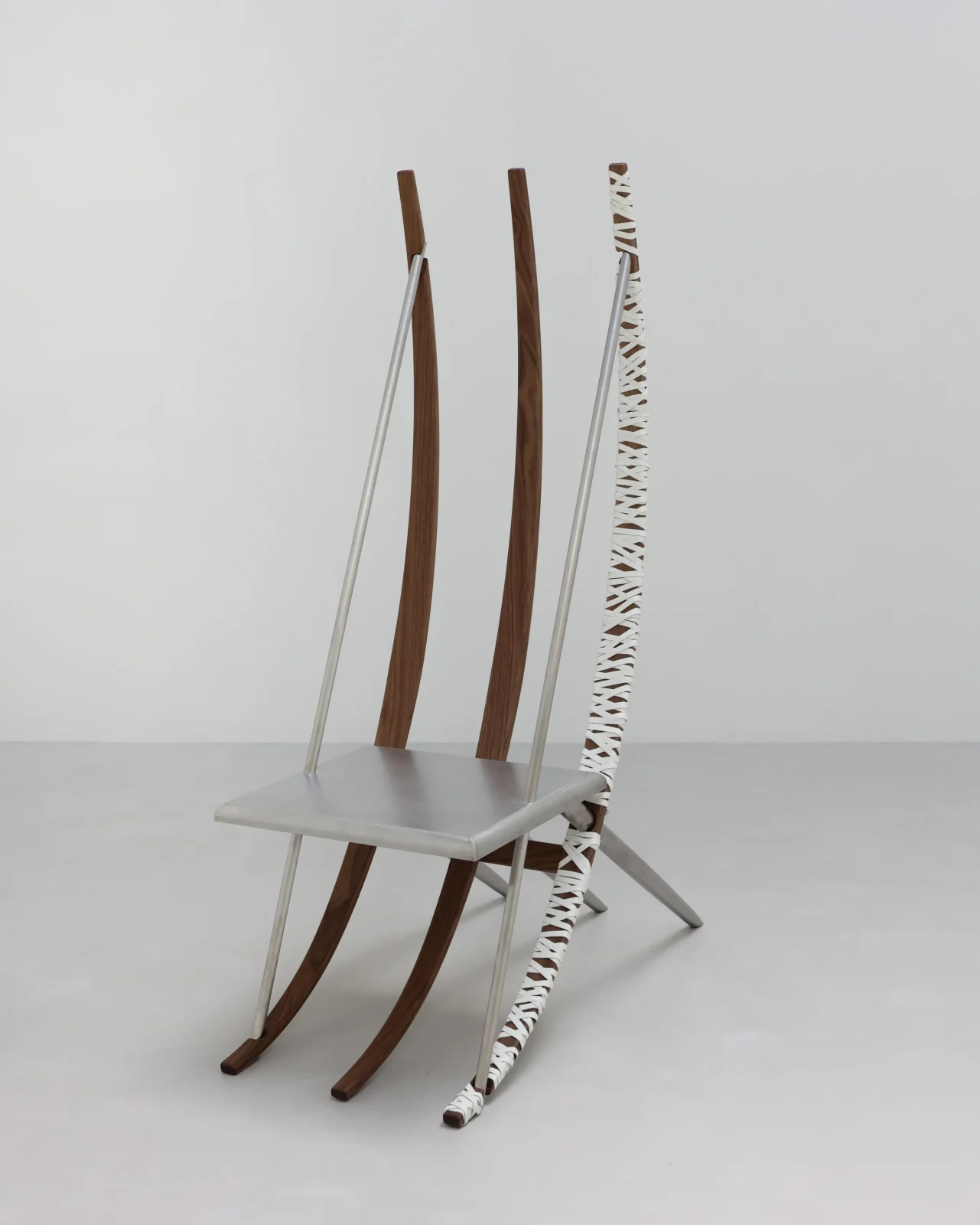 Bow Chair — 2