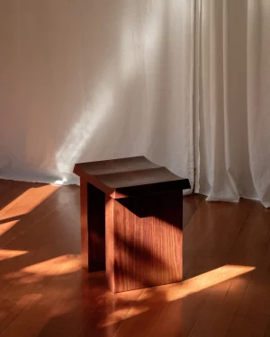 Wood Wave Stool