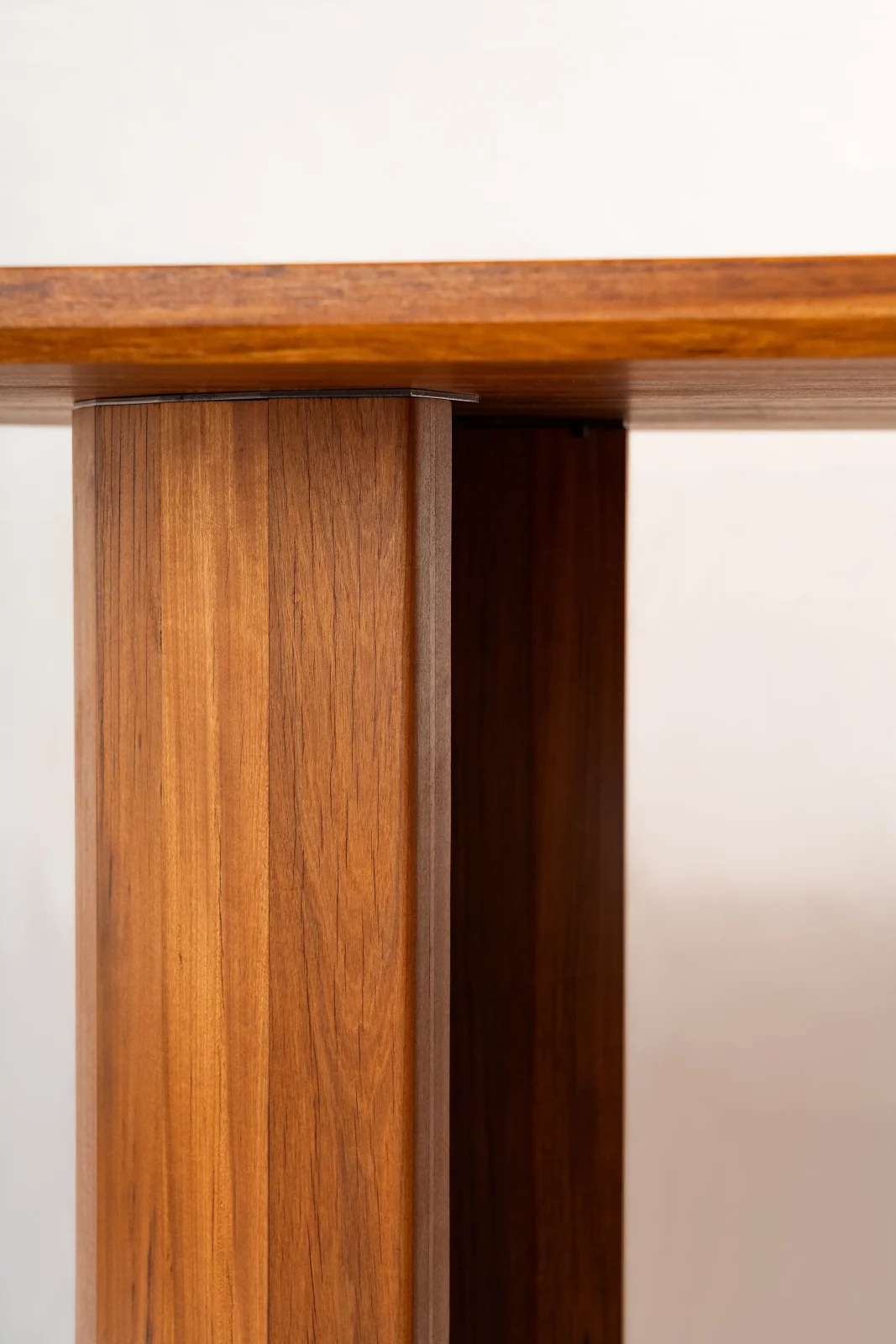 Arco - Wood Dinning Table — 5