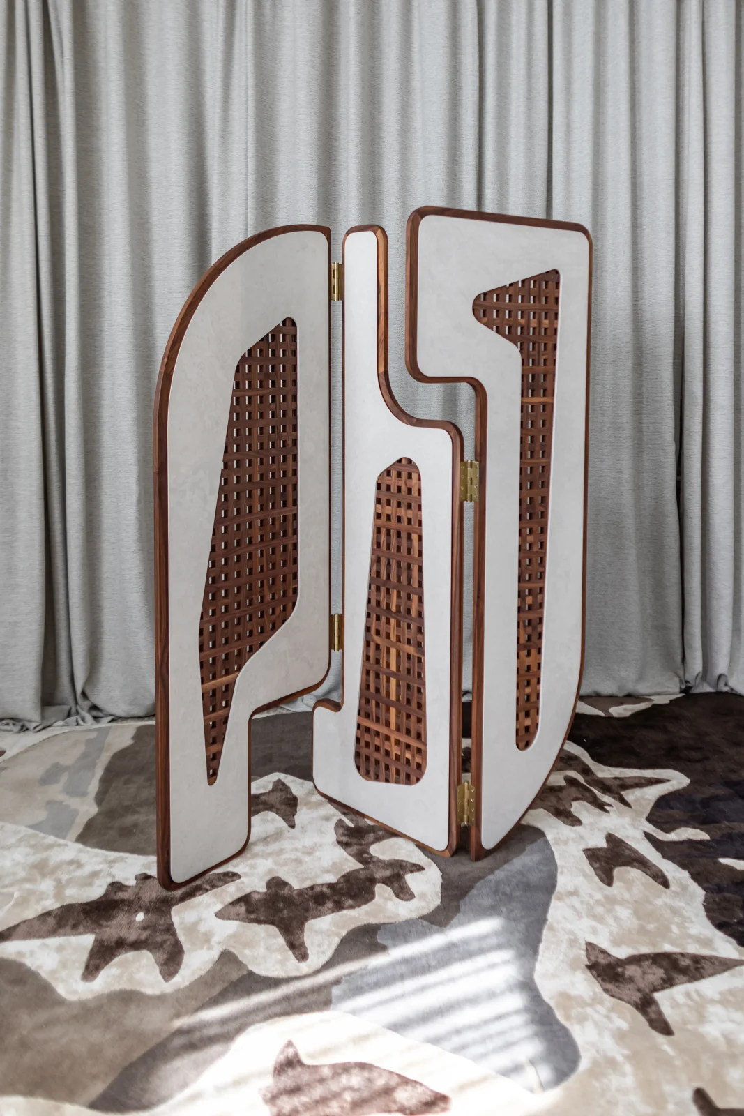 B D | Room Divider — 3