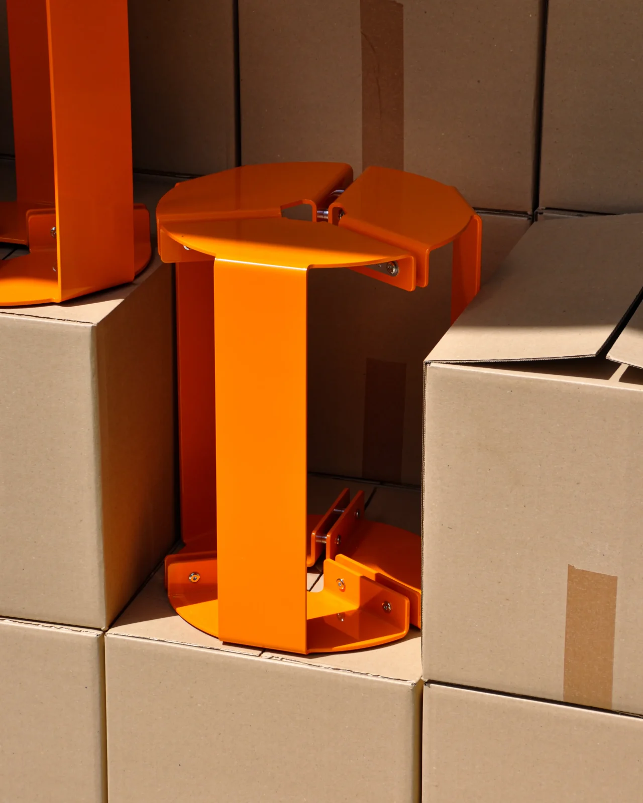 Rln 350 Stool – Orange Powder Coated