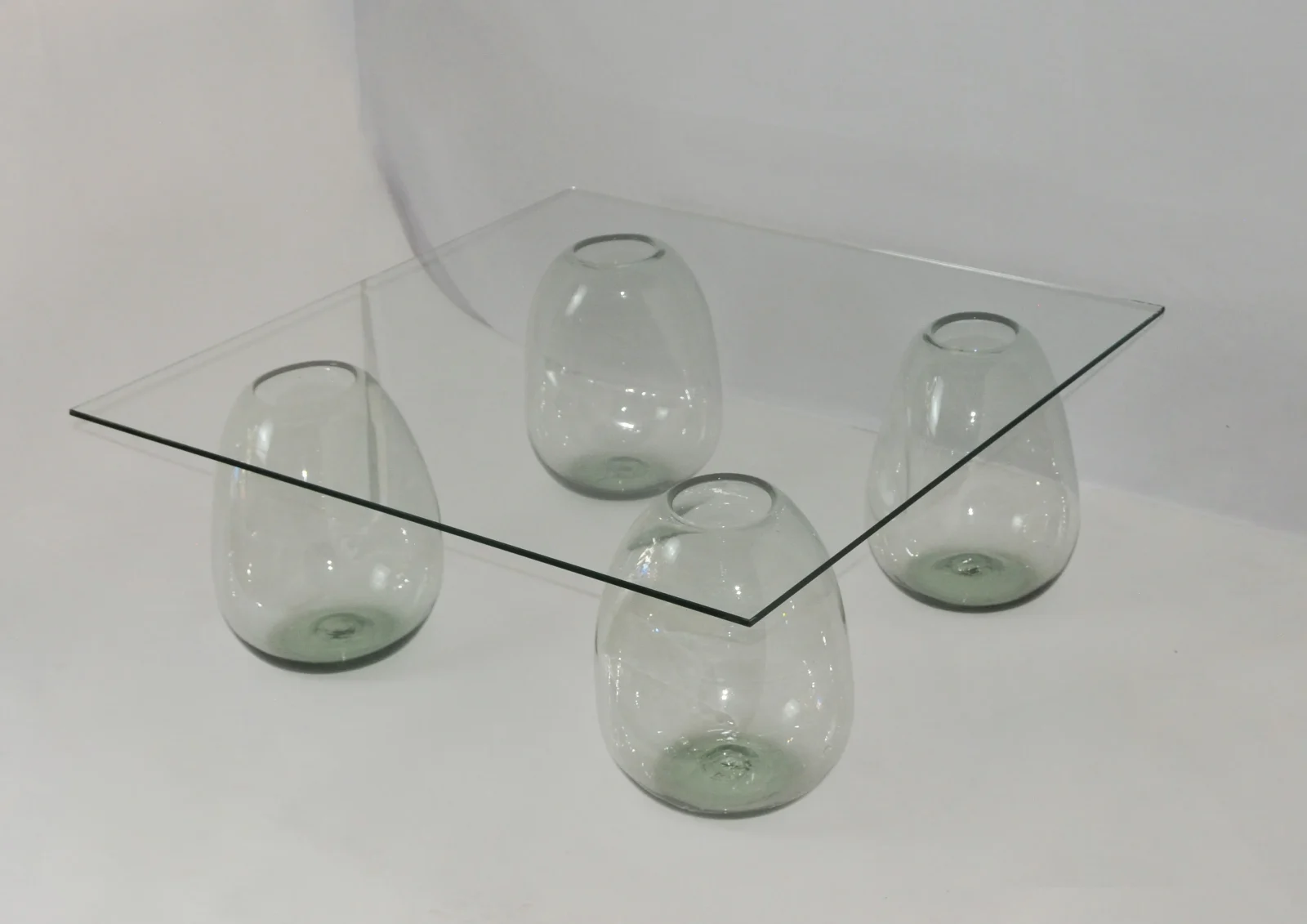 Bubble Glass Coffee Table — 2