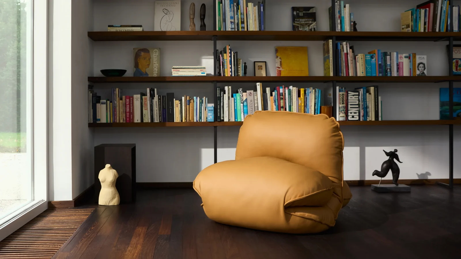 Ida Lounge Chair — 10