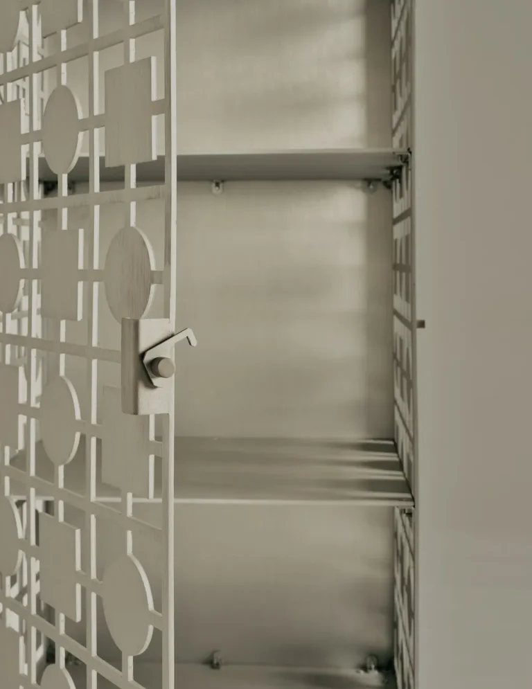 Sona Cabinet — 4