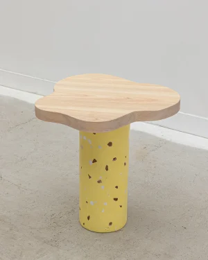 Esposcada 01 - Side Table