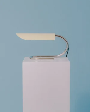 Poser – Stainless Steel Table Lamp