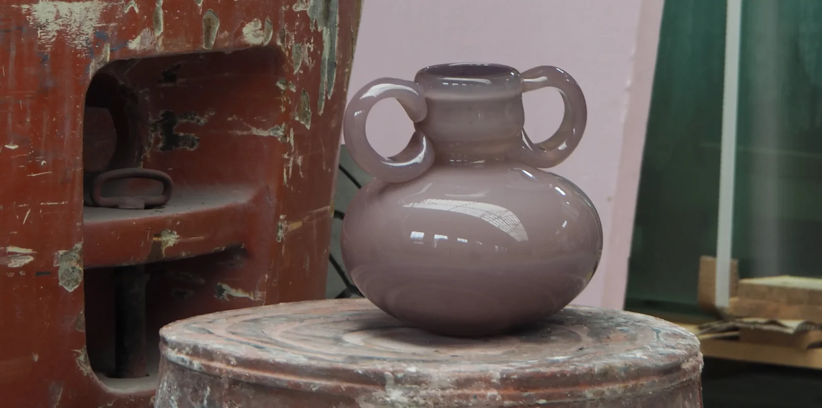 Hand-blown Glass Vase 03 — 2
