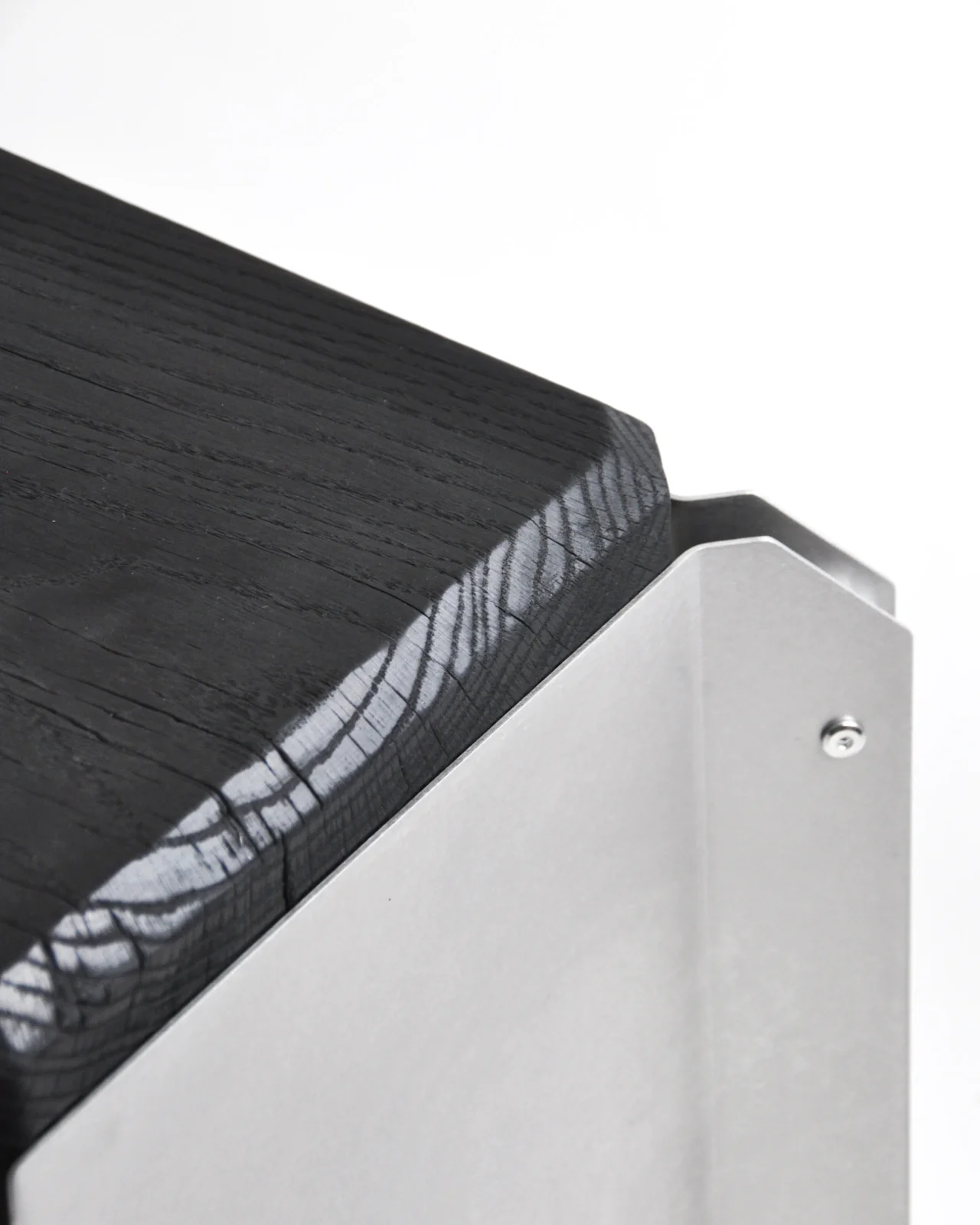 Jnk330 Console - Matte Stainless Steel / Ebonized Oak Wood — 5