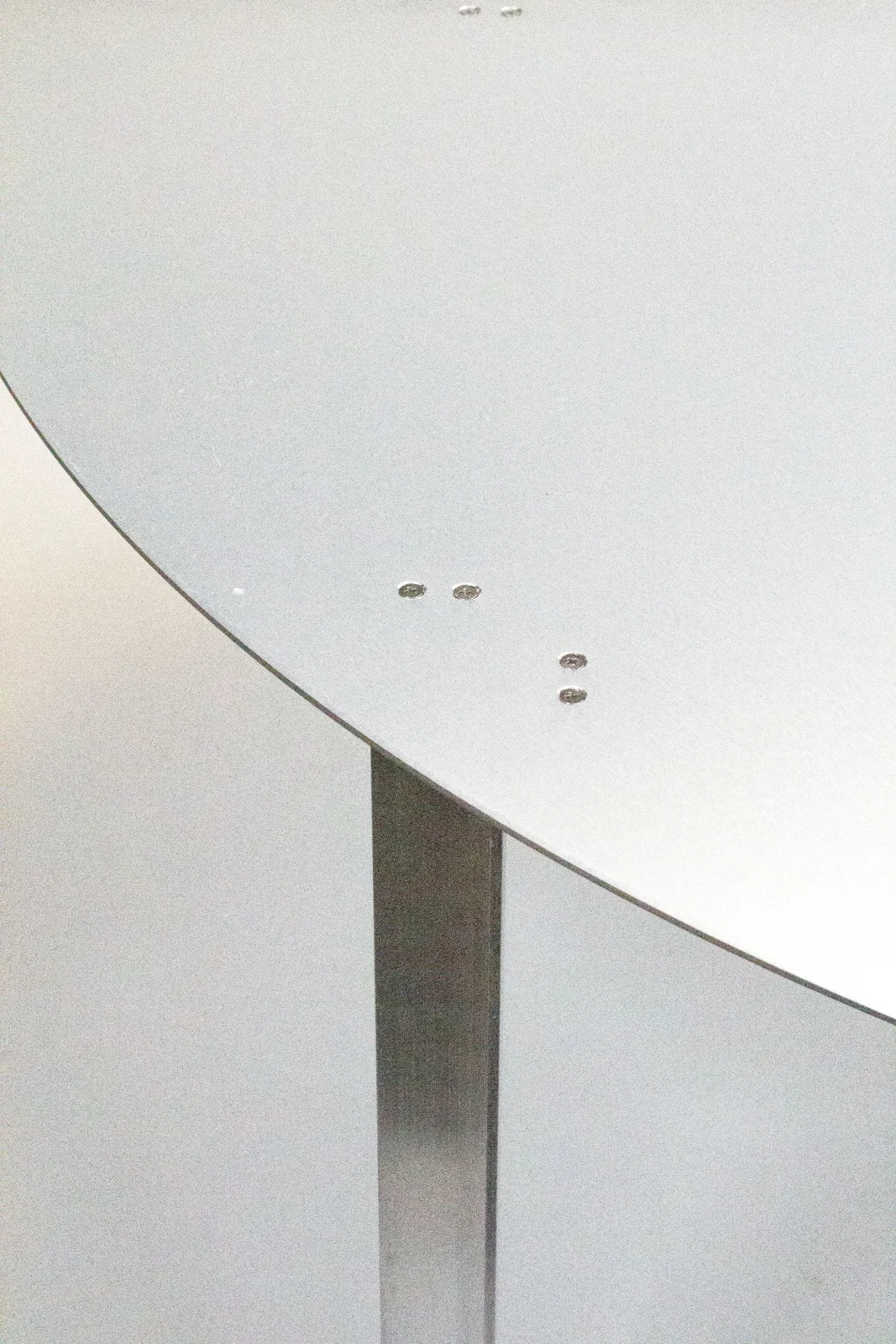 Canto - Aluminum Round Table / Desk — 2