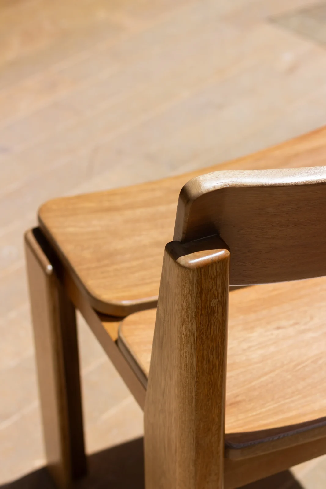Ruva Chair — 5