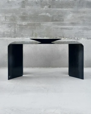 Doa - Steel Table