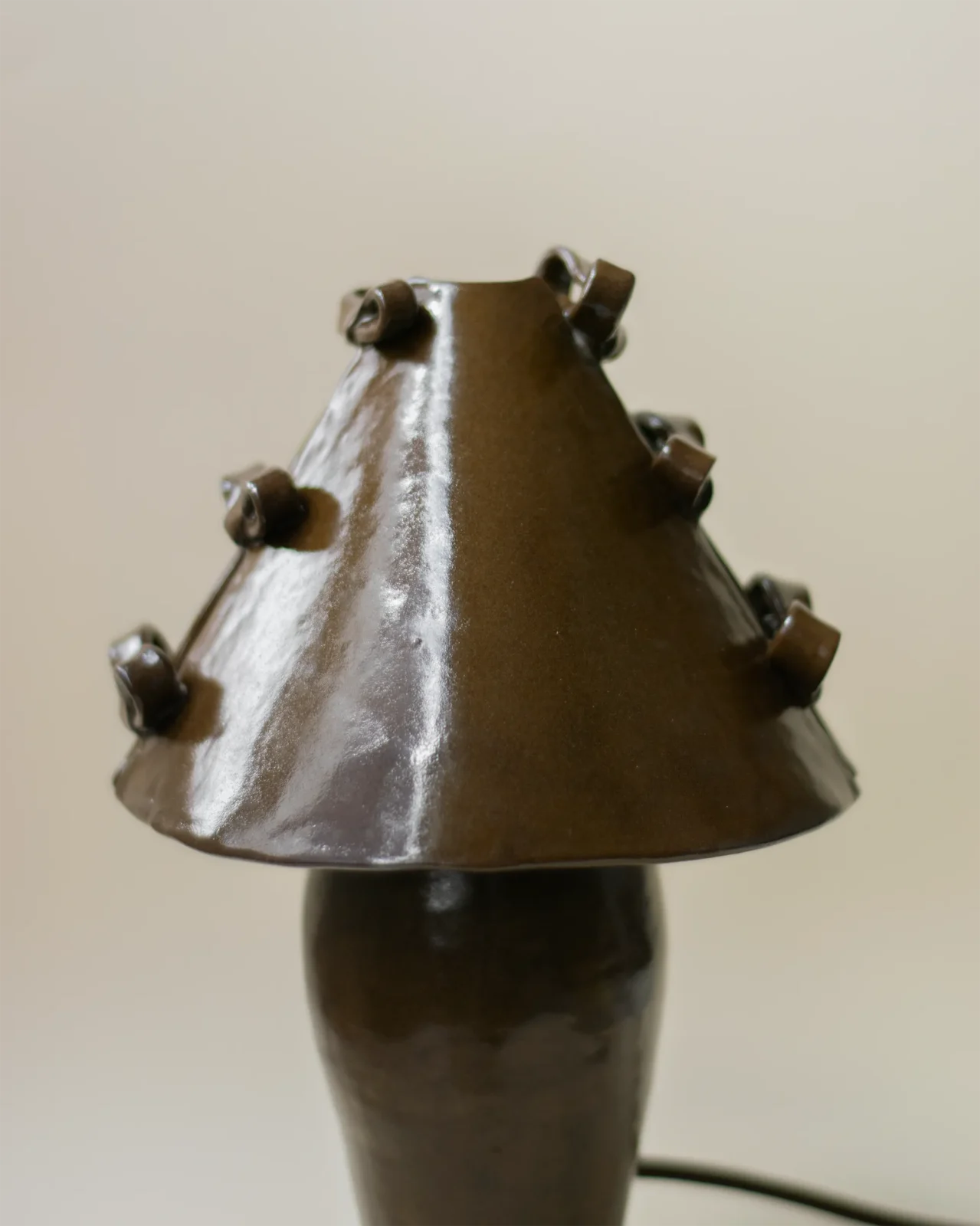 La Bergère Table Lamp In Glazed Ceramic — 3