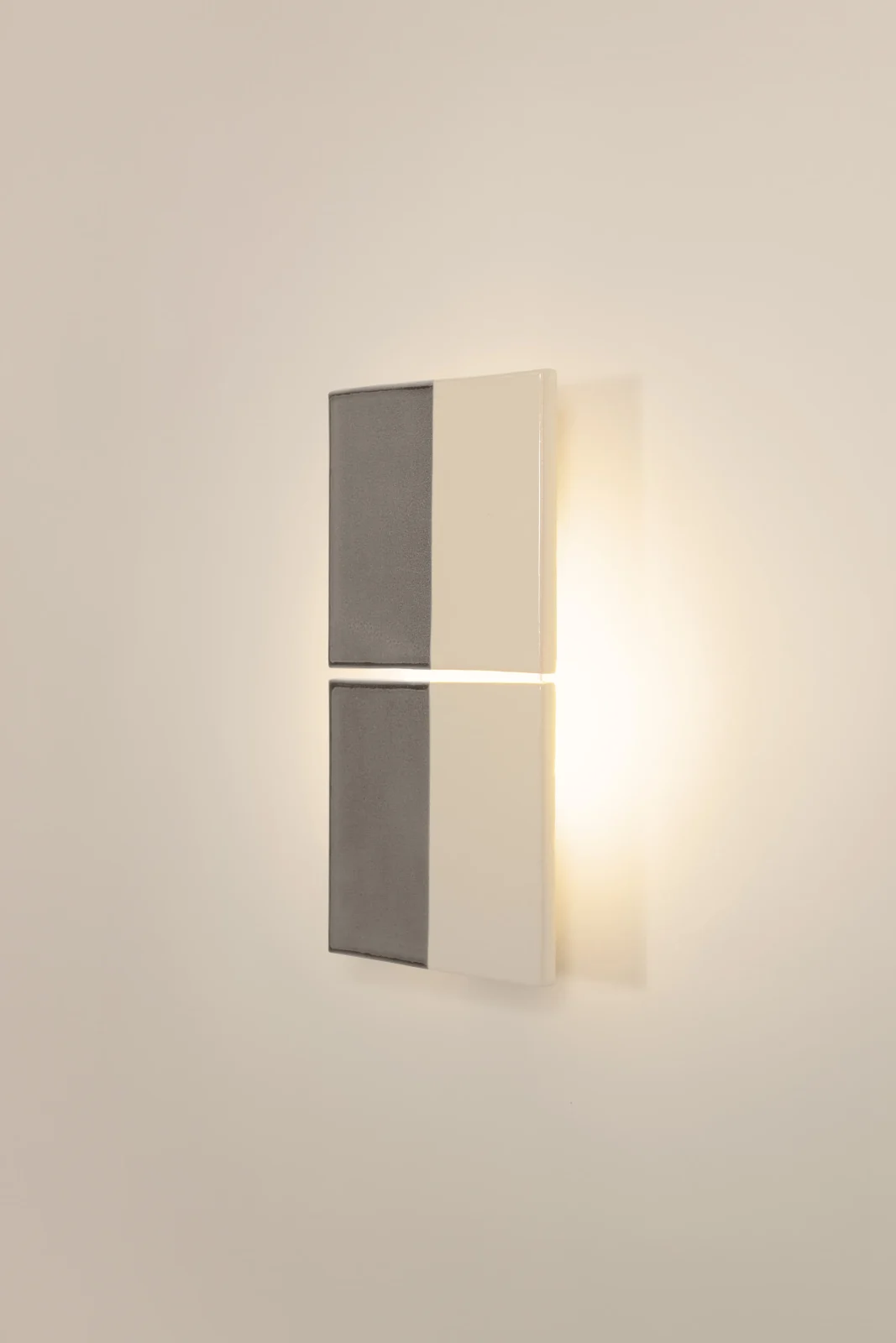 Tiles Line European Wall Sconce in Ceramic and Metal — 9