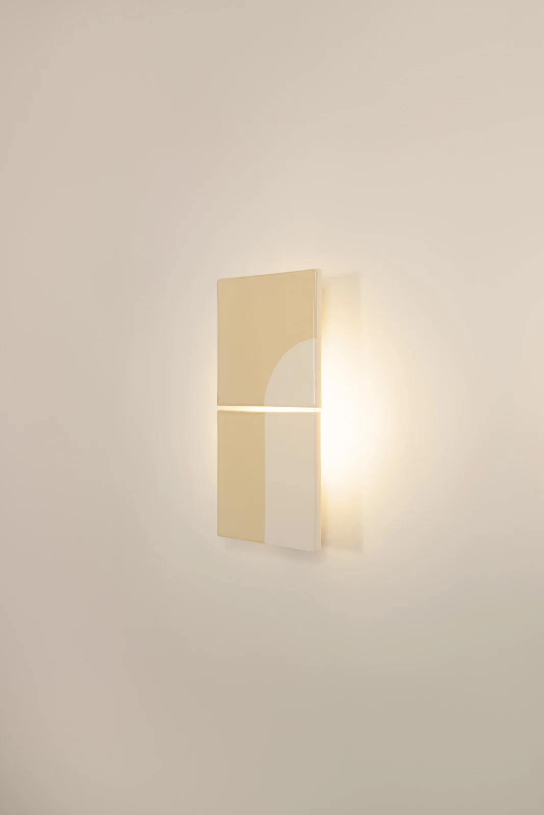 Tiles Door European Wall Sconce in Ceramic and Metal — 21