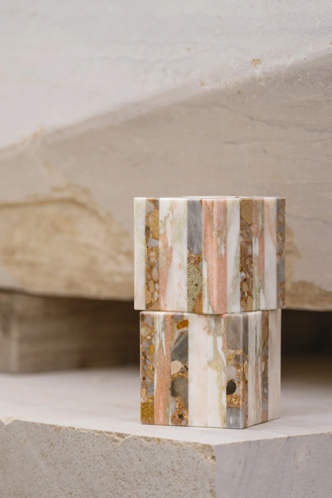 Strata - Flower Vase Cube Pink — 2