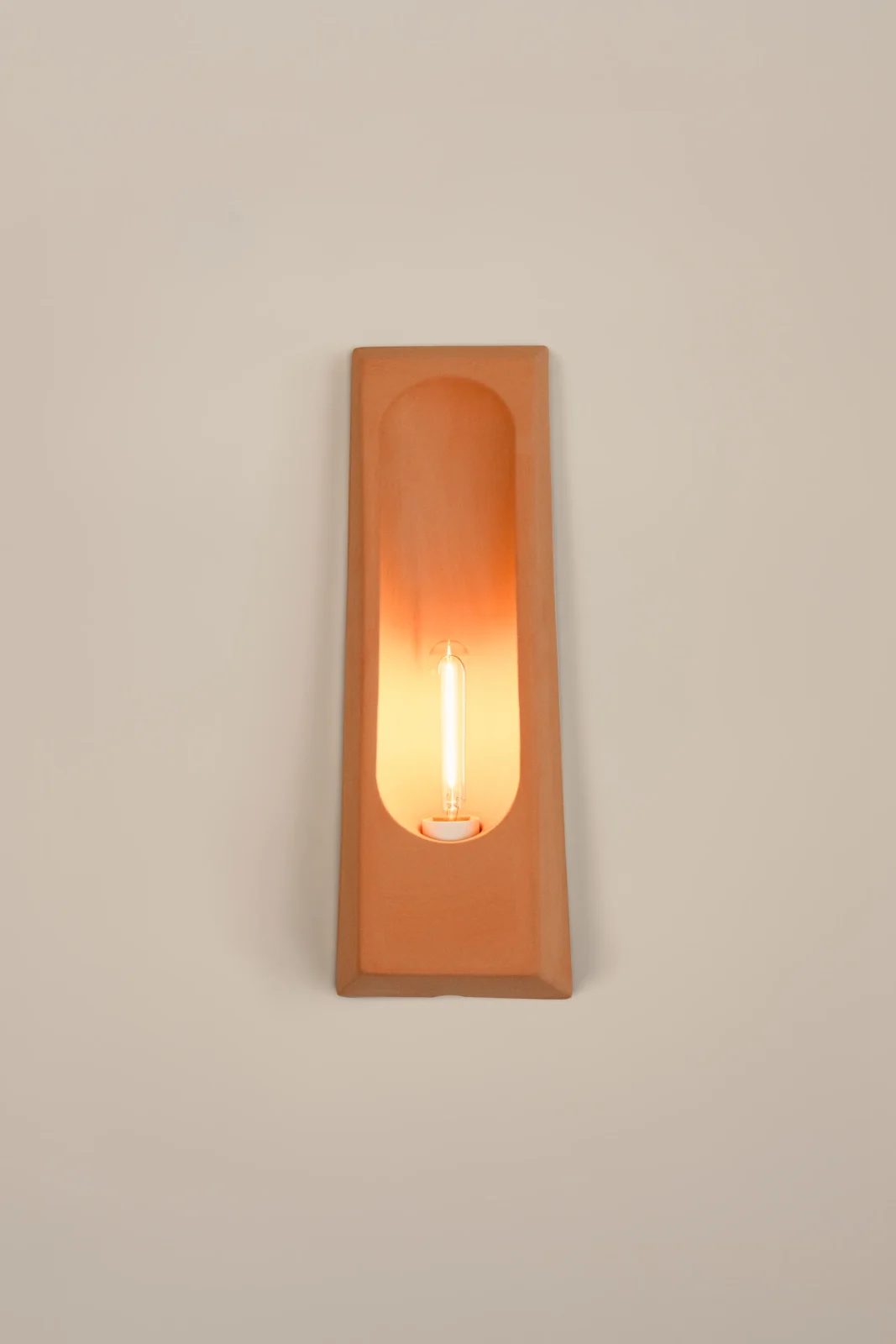 Alcove European Wall Sconce In Glazed Ceramic — 24