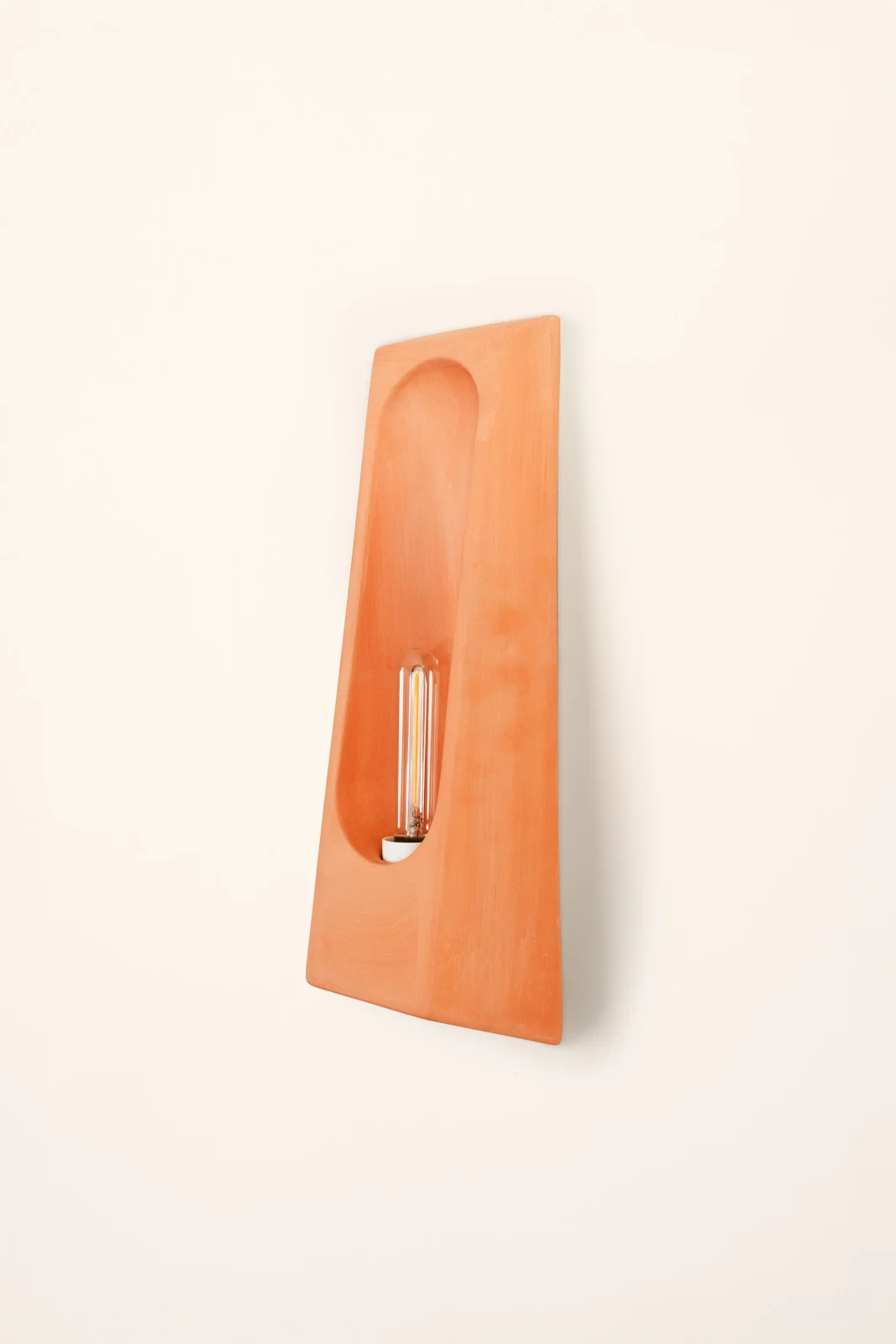 Alcove European Wall Sconce In Glazed Ceramic — 10
