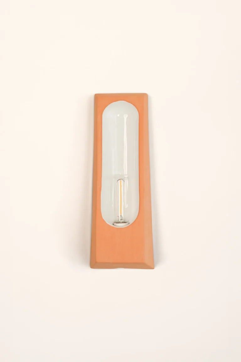 Alcove European Wall Sconce In Glazed Ceramic — 25