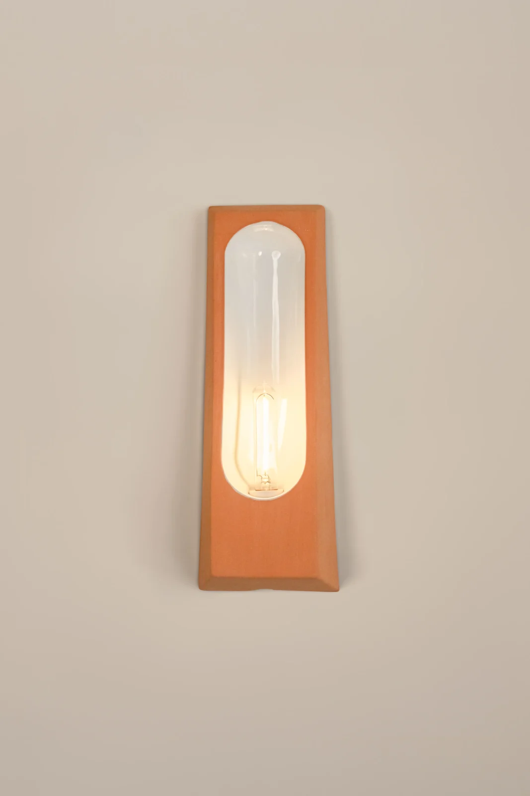 Alcove European Wall Sconce In Glazed Ceramic — 12