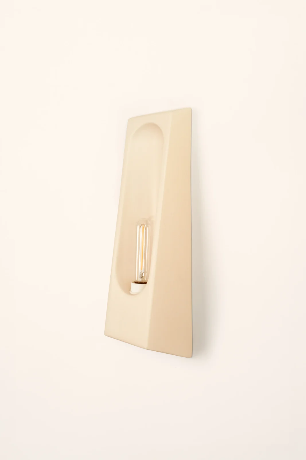 Alcove European Wall Sconce In Glazed Ceramic — 13