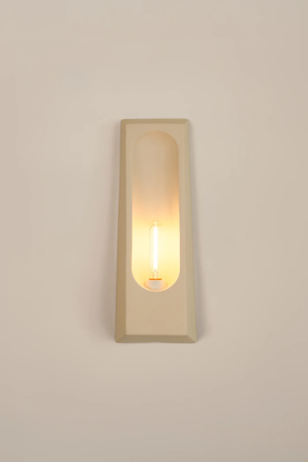 Alcove European Wall Sconce In Glazed Ceramic — 14