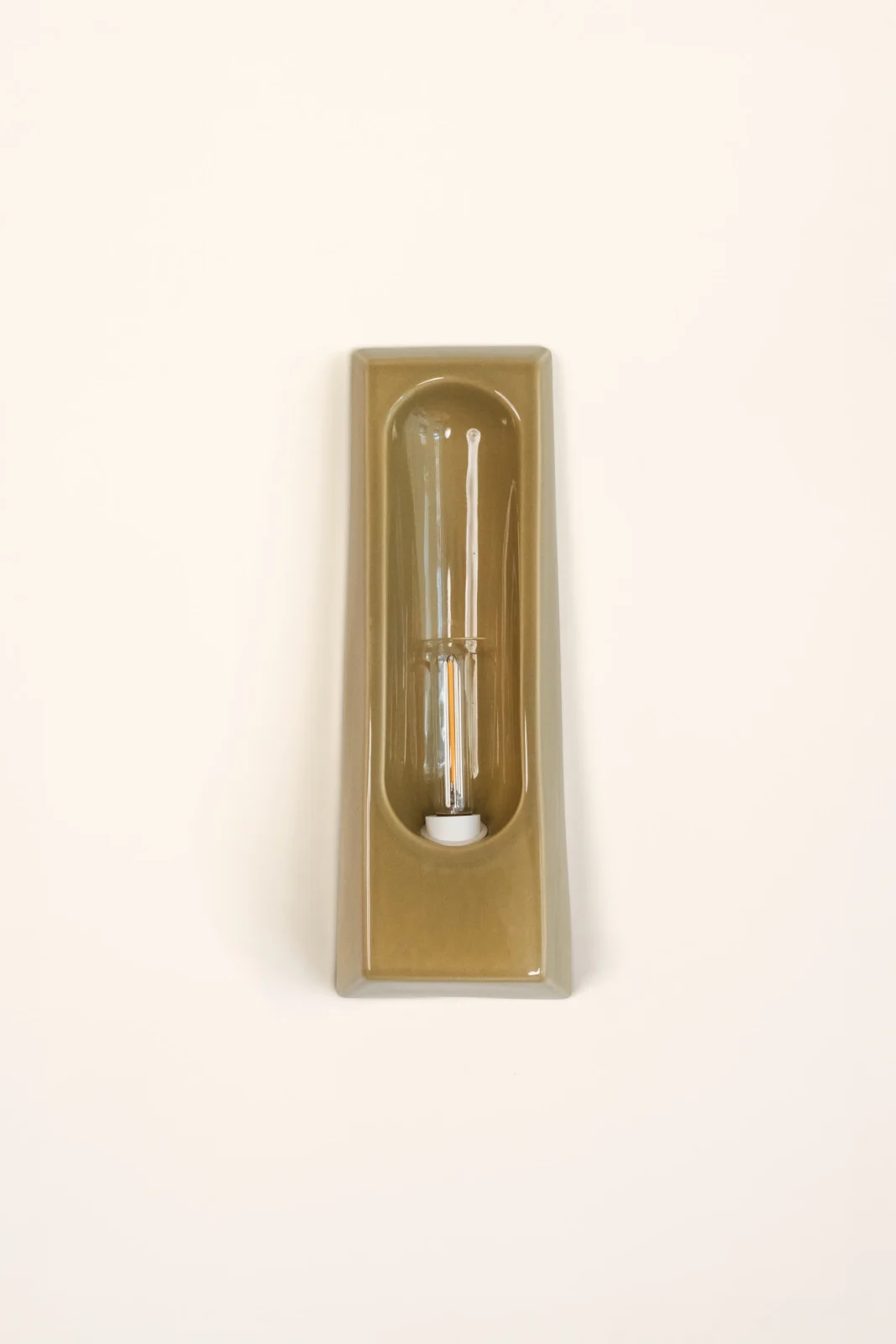 Alcove European Wall Sconce In Glazed Ceramic — 30