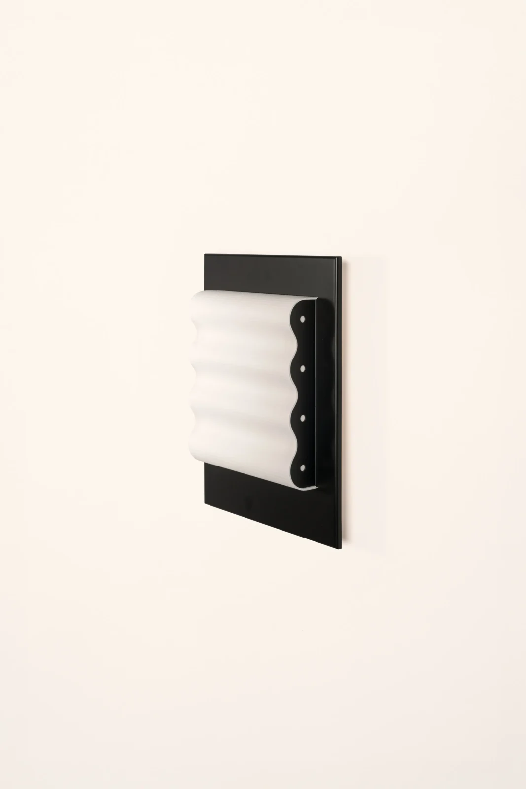 Frame S European Wall Sconce in Paper and Steel — 10