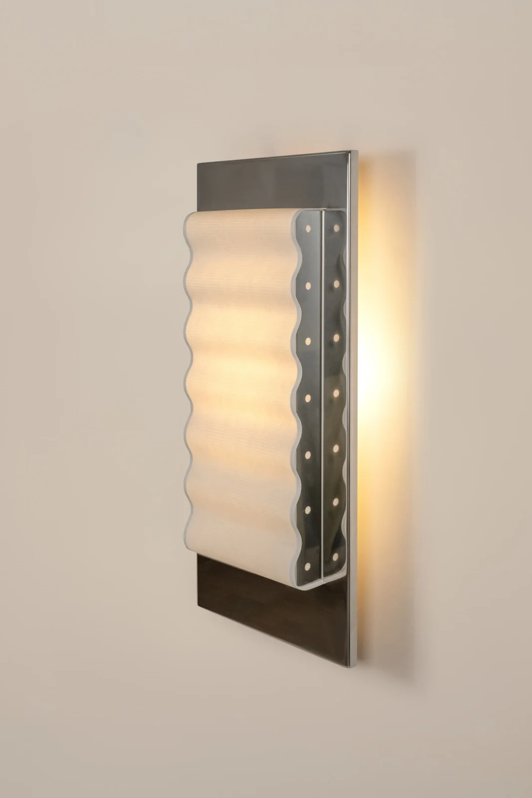Frame L European Wall Sconce in Paper and Steel — 17