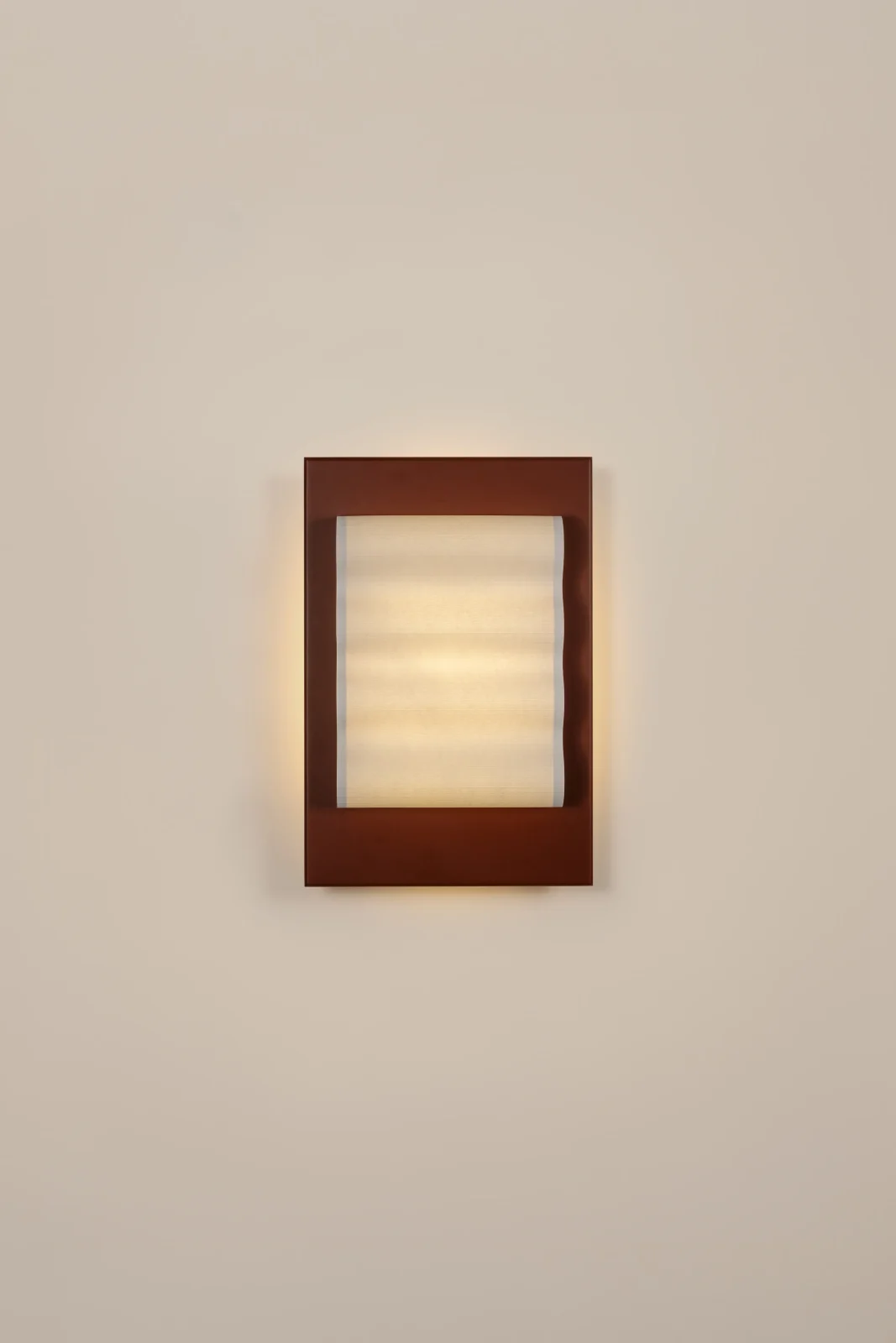 Frame S European Wall Sconce in Paper and Steel — 3