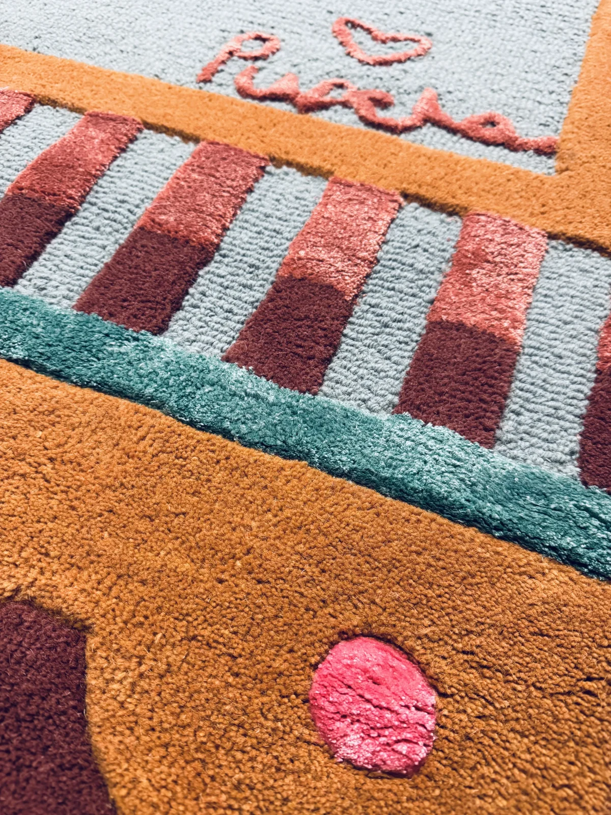 " Lady Bug " Rug — 8