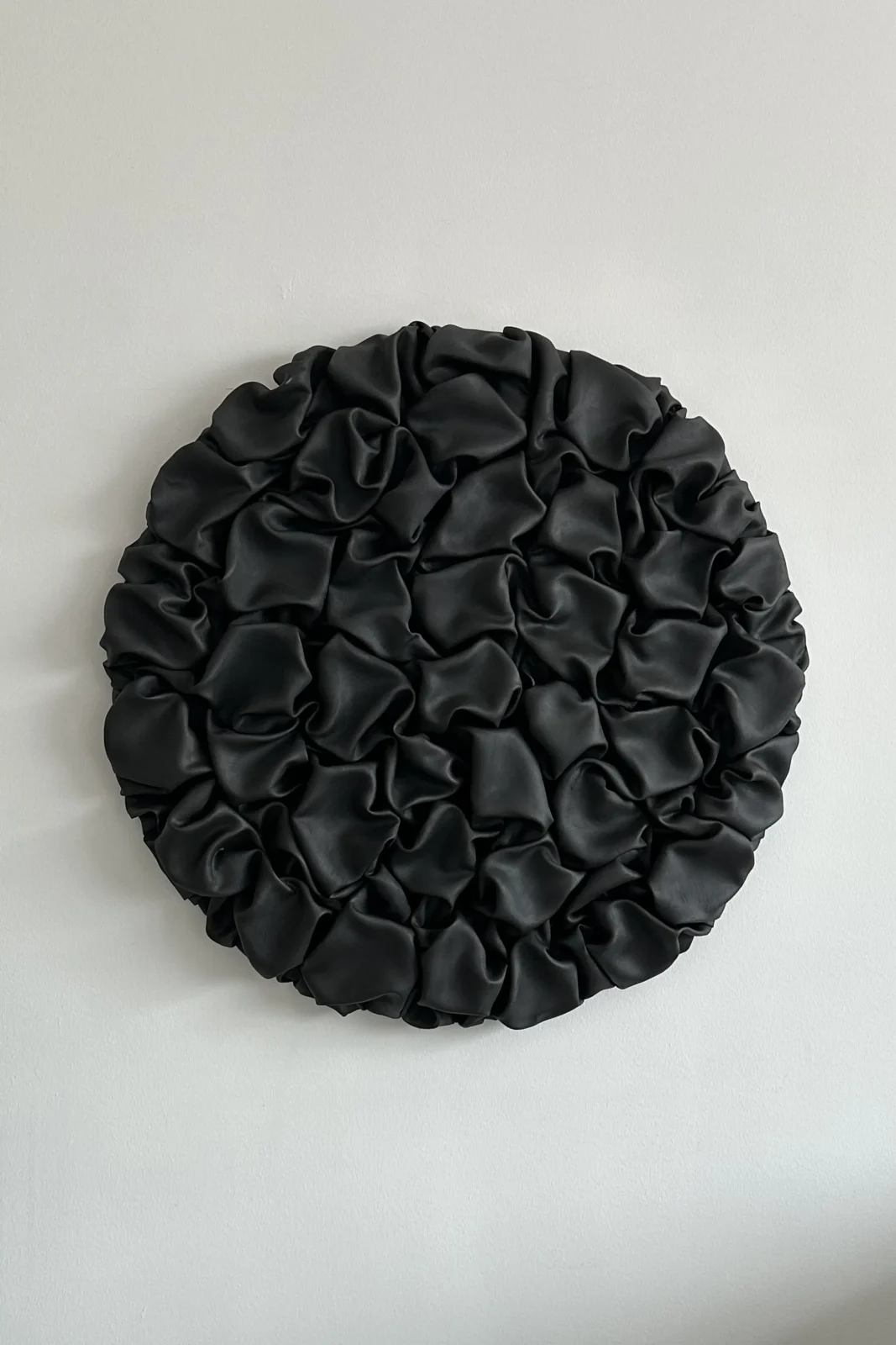 Escapism - Black Round Wall Art (142) — 6