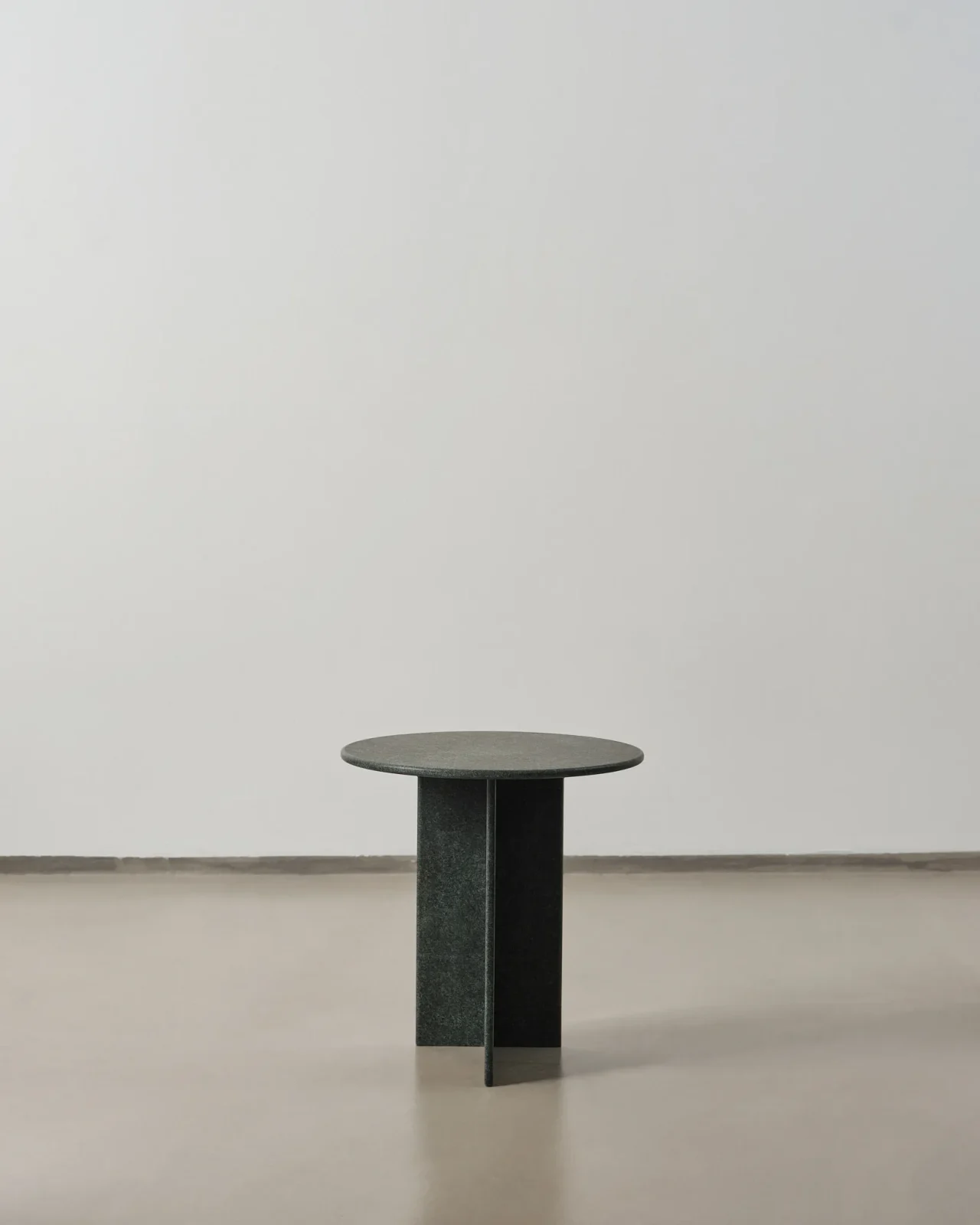 Liso Side Table, Brushed Diabase Volcanic Stone — 3