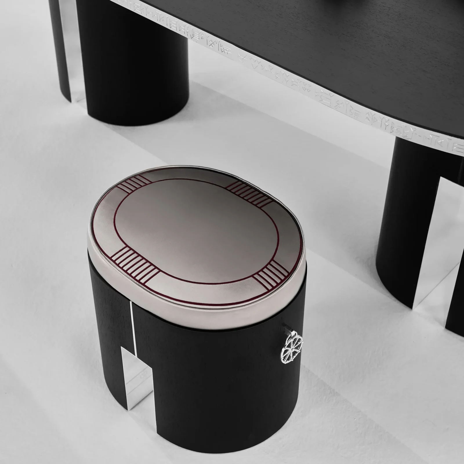 Taru Pouf — 6