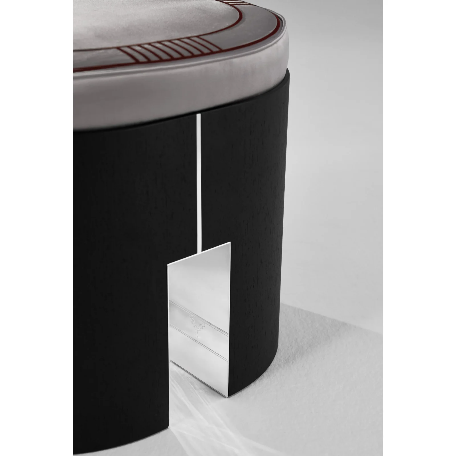 Taru Pouf — 2